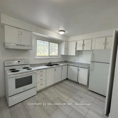 30,&nbsp;Kenilworth, Madoc, Brampton