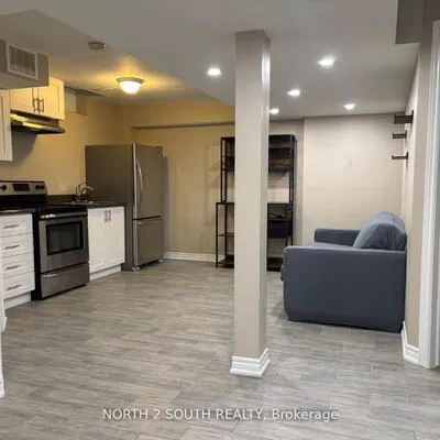 23,&nbsp;Vanwood, Vales of Castlemore, Brampton