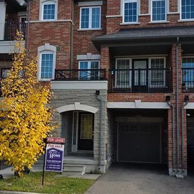 27,&nbsp;Shiff, Heart Lake East, Brampton