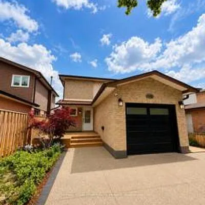 45,&nbsp;Vodden, Downtown Brampton, Brampton