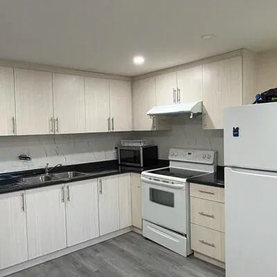 21,&nbsp;Floribunda, Bramalea West Industrial, Brampton