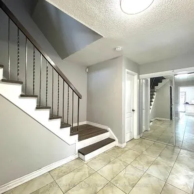 28,&nbsp;Beisel, Heart Lake West, Brampton