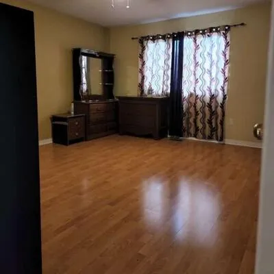 1,&nbsp;Dutch, Fletcher's Creek South, Brampton