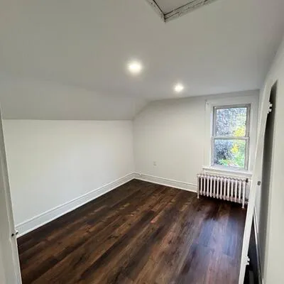 37,&nbsp;Clarence, Downtown Brampton, Brampton