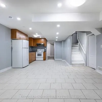6,&nbsp;Gosling (Basement), Bram West, Brampton