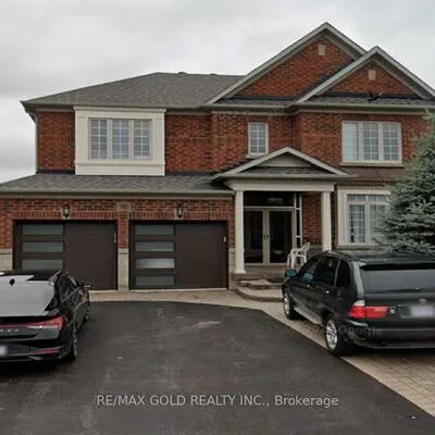 52,&nbsp;Saint Hubert, Vales of Castlemore North, Brampton