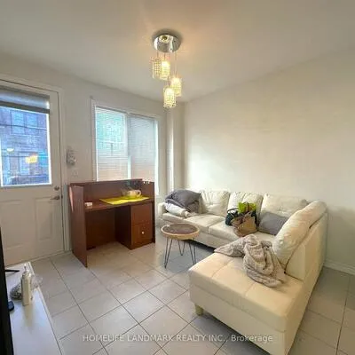 18,&nbsp;Lavinia, Goreway Drive Corridor, Brampton