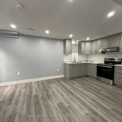 34,&nbsp;Nostalgia, Fletcher's Creek Village, Brampton