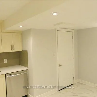 84,&nbsp;Rising Hill, Bram West, Brampton