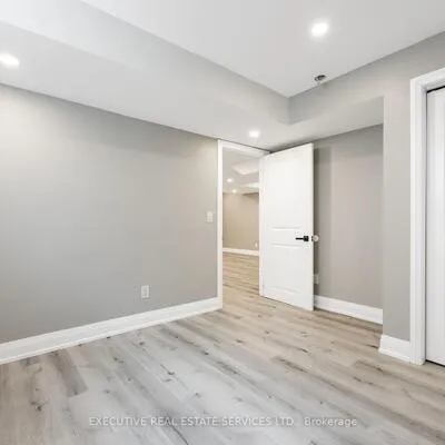 61,&nbsp;Truro, Northwest Brampton, Brampton