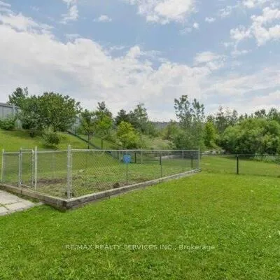 106,&nbsp;Pennyroyal, Bramalea North Industrial, Brampton