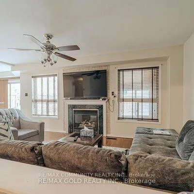 10,&nbsp;Squirreltail, Sandringham-Wellington, Brampton
