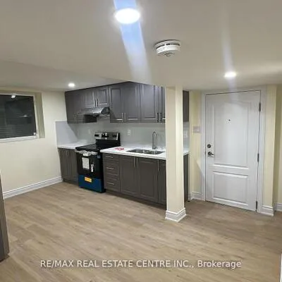 31,&nbsp;Haslemere, Brampton East, Brampton