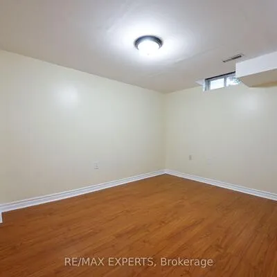 32,&nbsp;Morton, Fletcher's West, Brampton