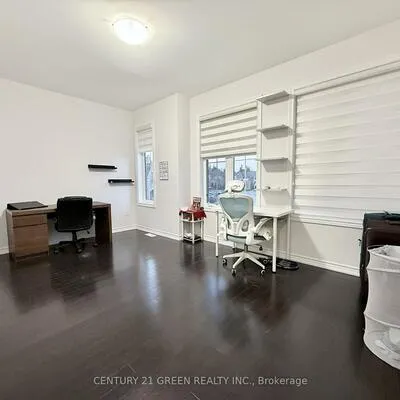 43,&nbsp;Black Diamond, Credit Valley, Brampton