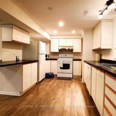 19,&nbsp;Hall, Northwood Park, Brampton