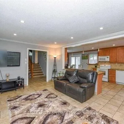 2,&nbsp;Marchbank, Central Park, Brampton