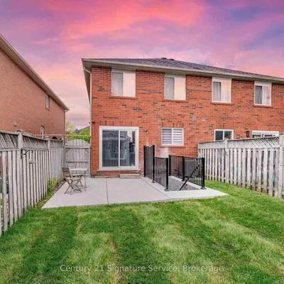 7,&nbsp;Dunlop, Fletcher's Meadow, Brampton