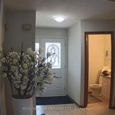 24,&nbsp;Fallen Oak, Fletcher's Creek South, Brampton