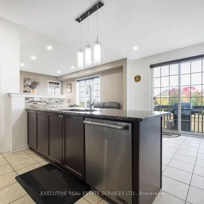 37,&nbsp;Ross, Sandringham-Wellington, Brampton