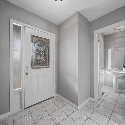23,&nbsp;Arabia, Sandringham-Wellington, Brampton