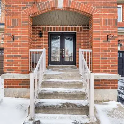18,&nbsp;Travis, Fletcher's Meadow, Brampton