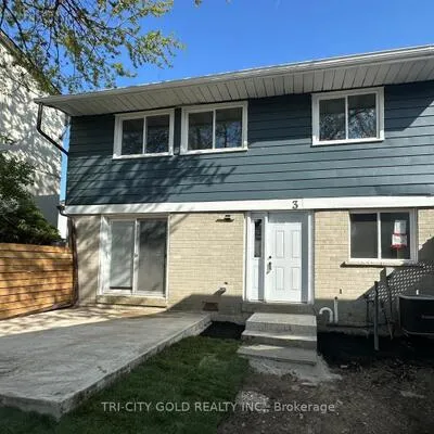 3,&nbsp;Holmstead, Central Park, Brampton