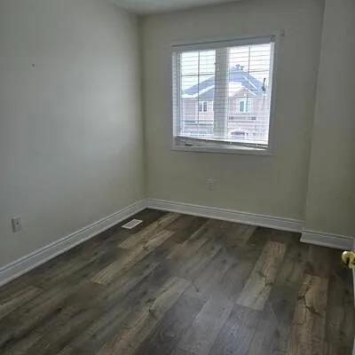 110,&nbsp;Crystalview, Bram East, Brampton