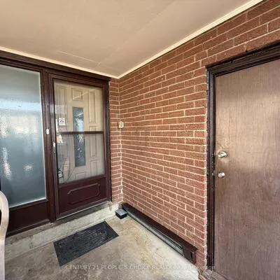 32,&nbsp;Horne, Brampton North, Brampton