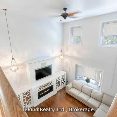 18,&nbsp;Sunset, Brampton West, Brampton