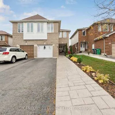 71,&nbsp;Townley, Heart Lake West, Brampton