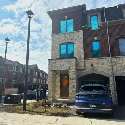 18,&nbsp;Lavinia, Goreway Drive Corridor, Brampton