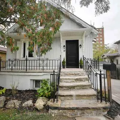 12,&nbsp;Elizabeth, Downtown Brampton, Brampton