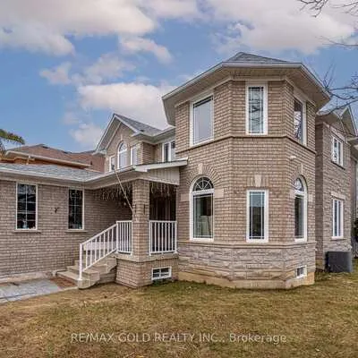 1,&nbsp;Sprucelands, Sandringham-Wellington, Brampton