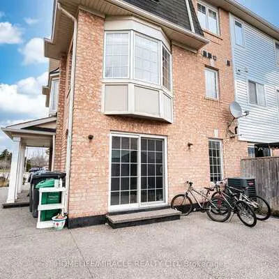 102,&nbsp;Decker Hollow, Credit Valley, Brampton