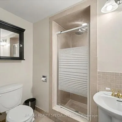 2,&nbsp;Chesterfield, Brampton East, Brampton