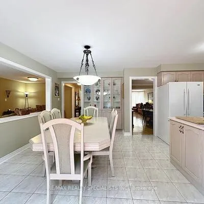 9,&nbsp;Siesta, Sandringham-Wellington, Brampton