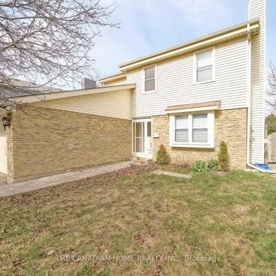 64,&nbsp;Somerset, Heart Lake West, Brampton