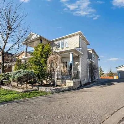 96,&nbsp;Porchlight, Fletcher's Creek Village, Brampton