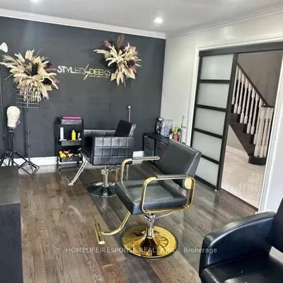 16,&nbsp;Cochrane, Heart Lake East, Brampton