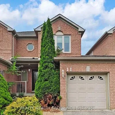 11,&nbsp;Birchcliffe, Heart Lake East, Brampton