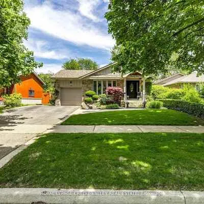 24,&nbsp;Ladore, Brampton South, Brampton