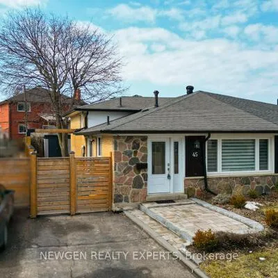 45,&nbsp;Grange, Northwood Park, Brampton