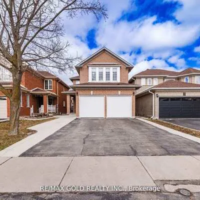 17,&nbsp;Dovesong, Sandringham-Wellington, Brampton