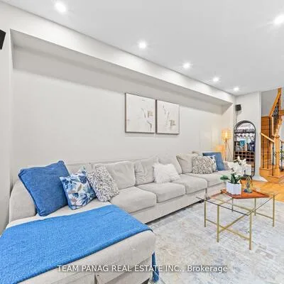 99,&nbsp;Naperton, Sandringham-Wellington, Brampton