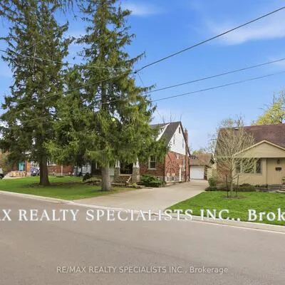 123,&nbsp;Mill, Downtown Brampton, Brampton