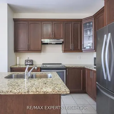 27,&nbsp;Hogan Manor, Northwest Brampton, Brampton
