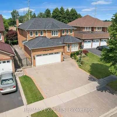 8,&nbsp;Chickadee, Snelgrove, Brampton