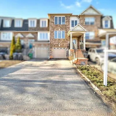 103,&nbsp;Dunlop, Fletcher's Meadow, Brampton