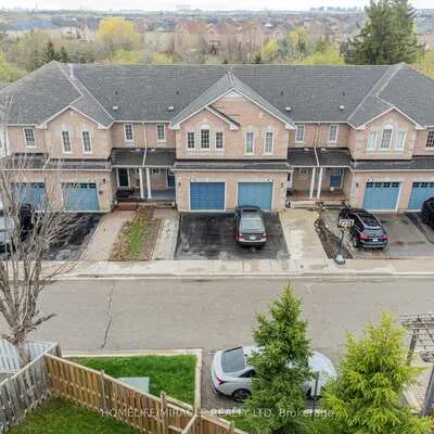 21,&nbsp;Eastview, Bram East, Brampton